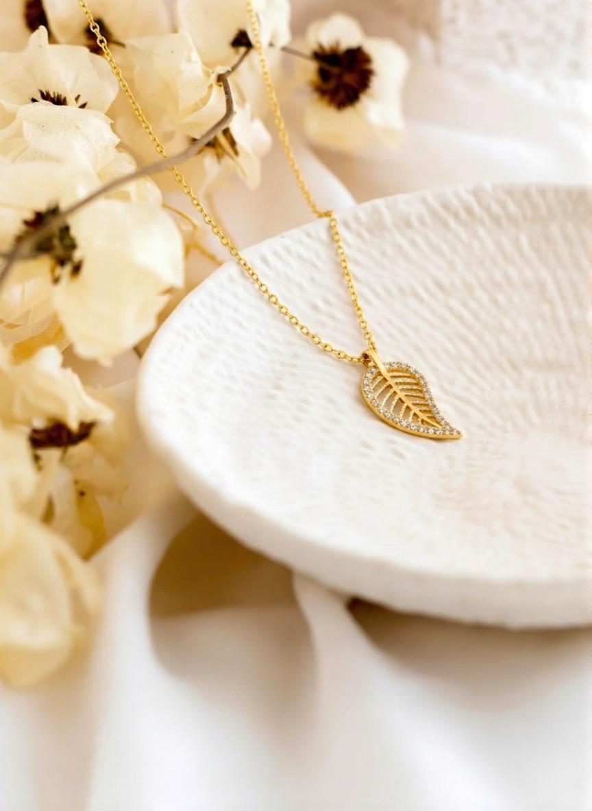 Collier Feuille Éternelle