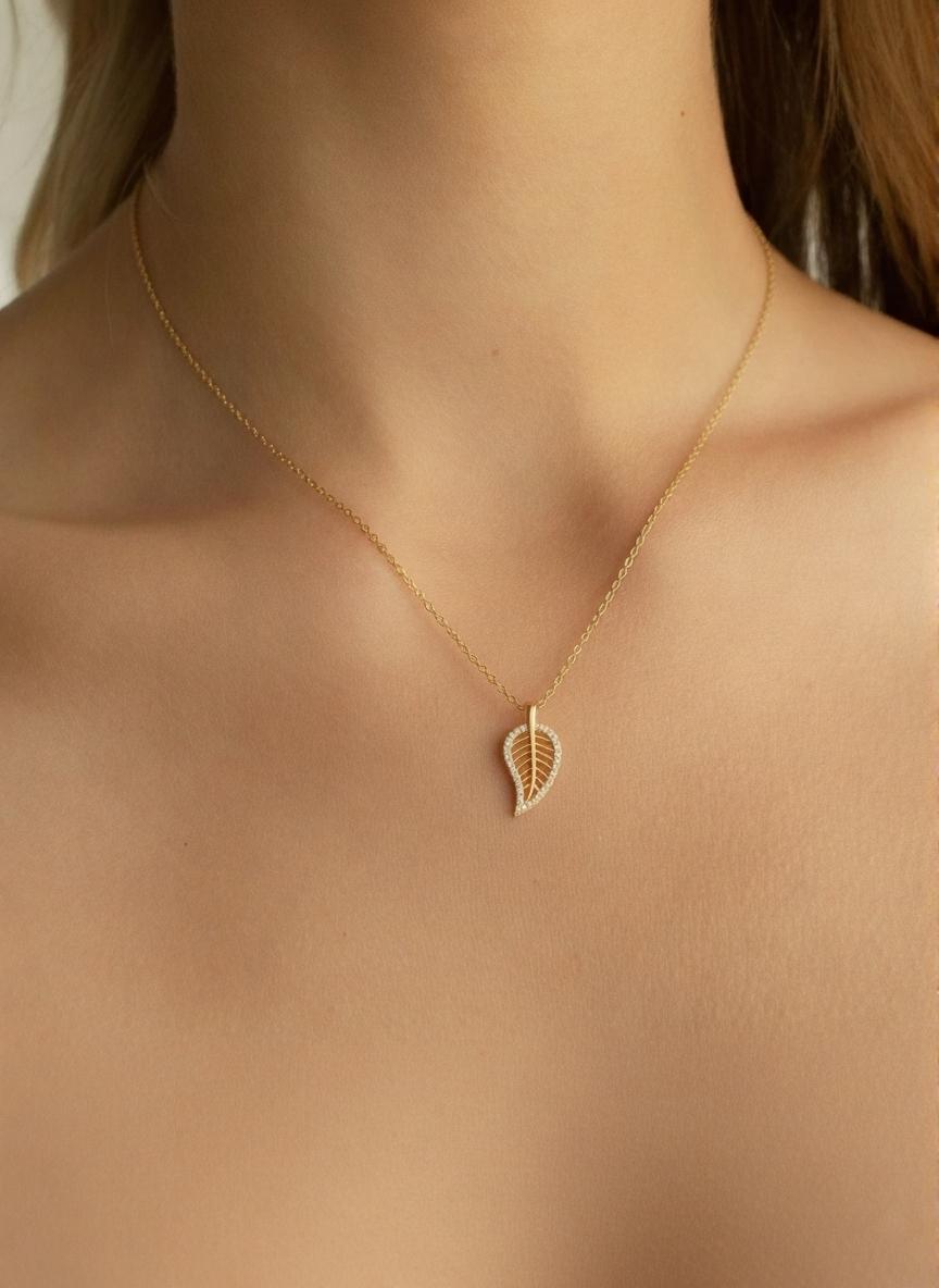 Collier Feuille Éternelle