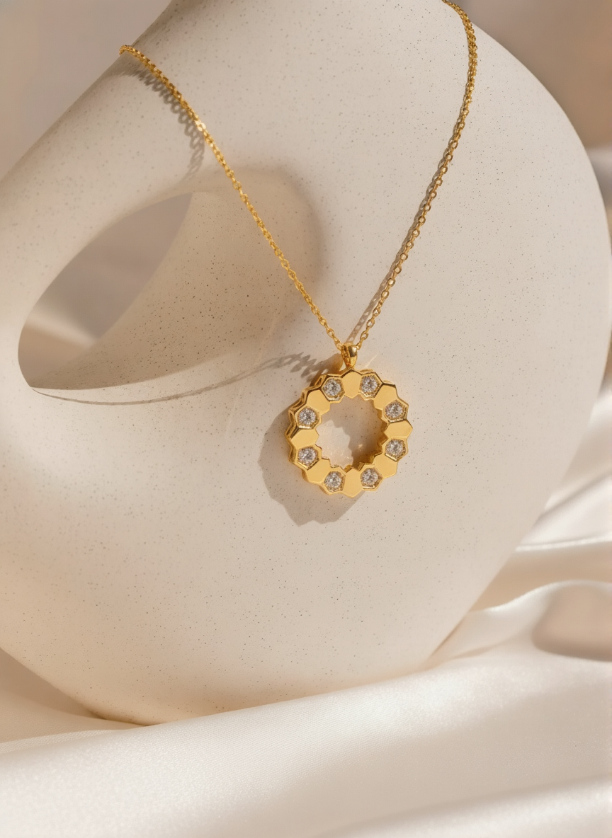 Collier nid d'abeille