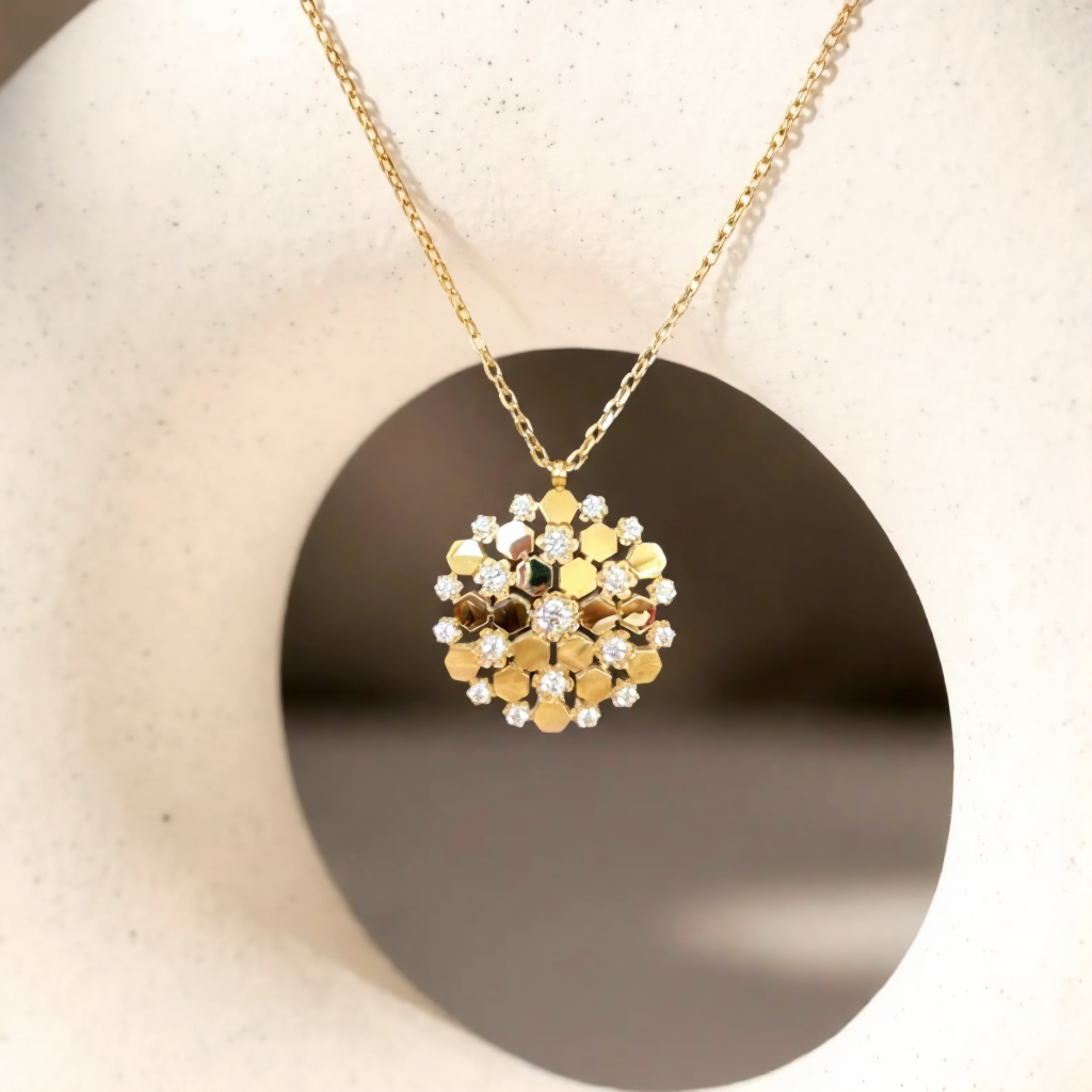 Collier ruche avec zircon blanc