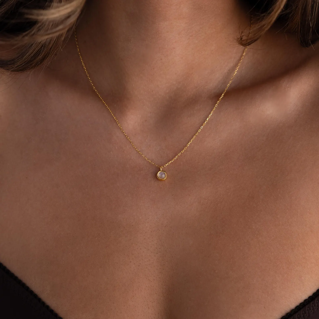 Collier pendentif pierre de lune