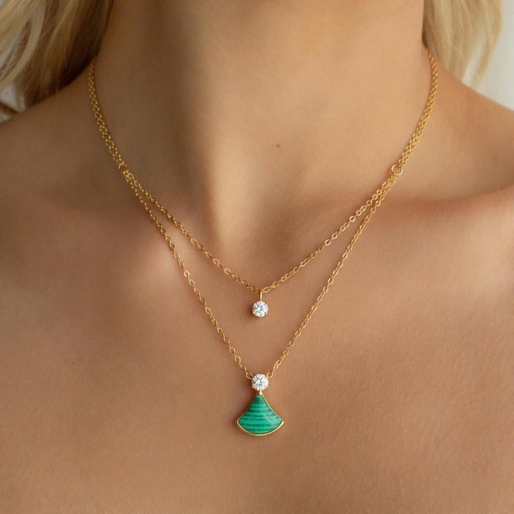 Collier duo émeraude et diamant