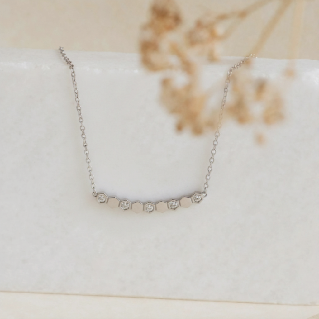 Collier nid d'abeille