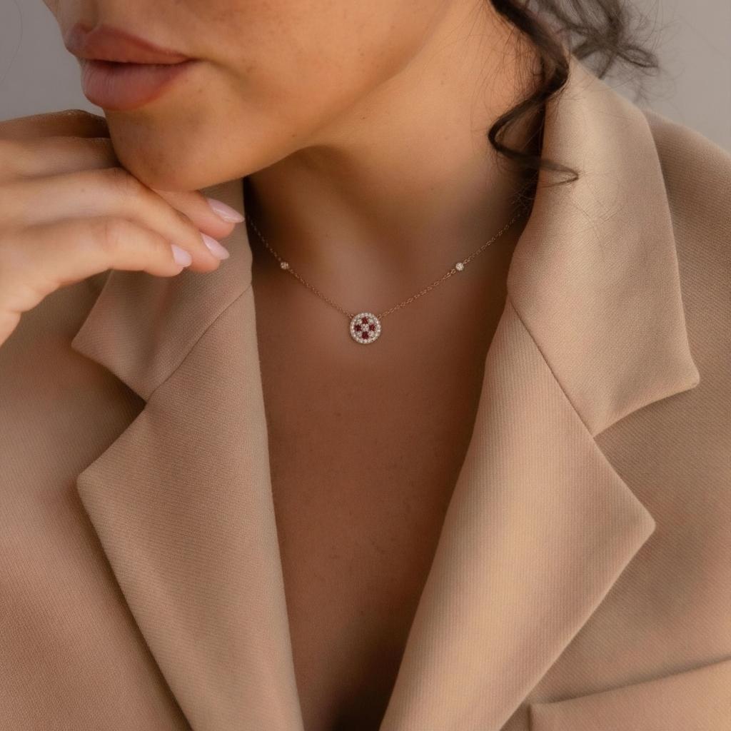 Collier couronne rubis