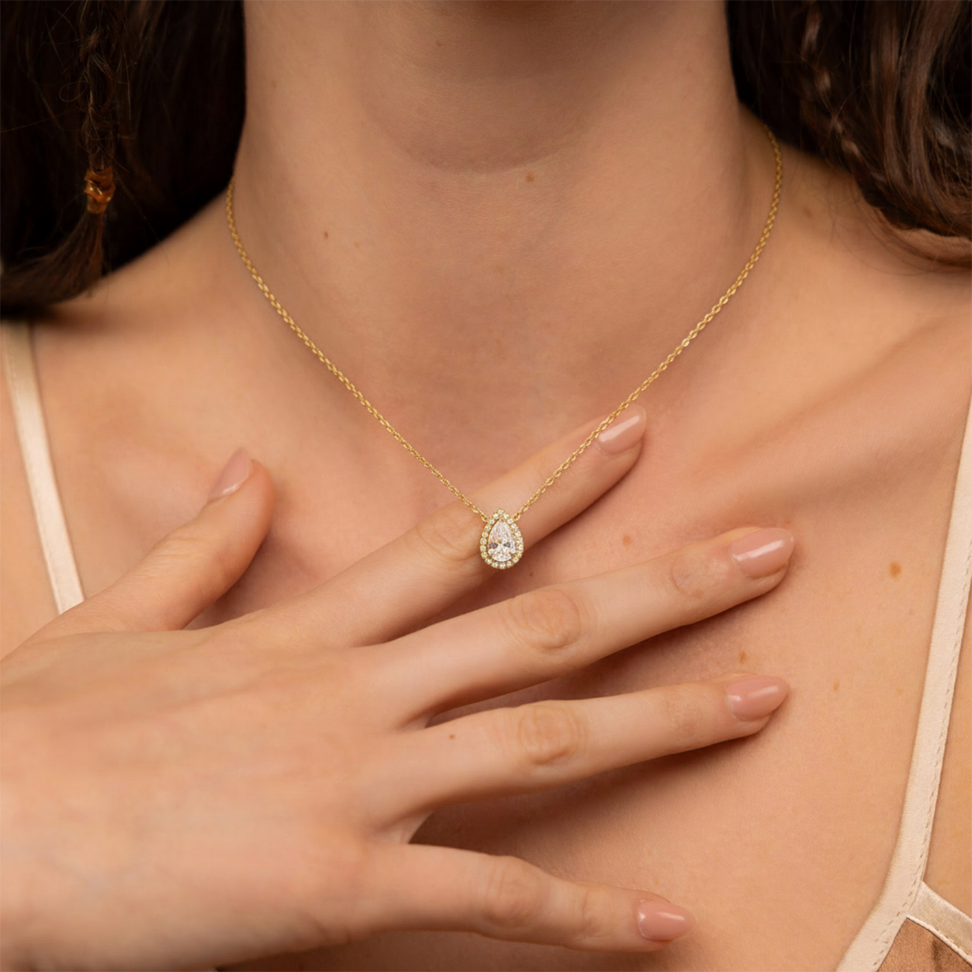 Collier pierre de larme