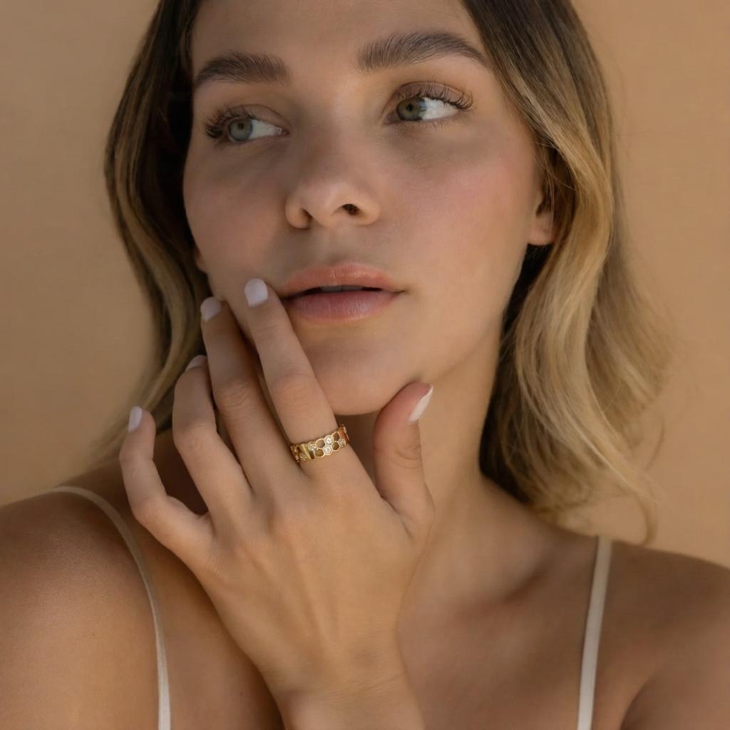 Bague en diamant ruche d'abeille